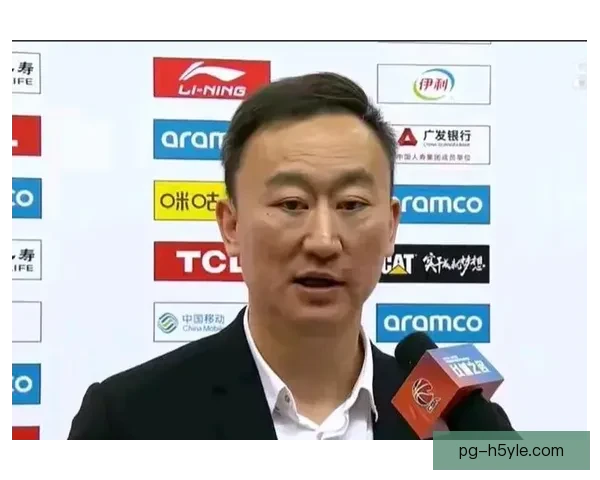 刘维伟回应新外援进展情况欠佳