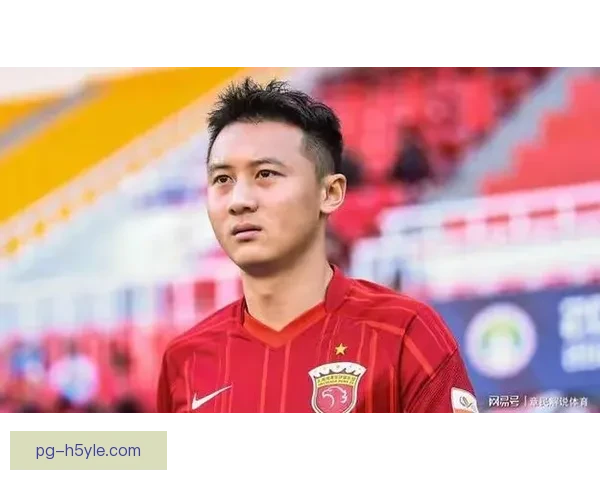 上海海港冯劲边锋租借大连英博 上海海港冯劲边锋租借大连英博